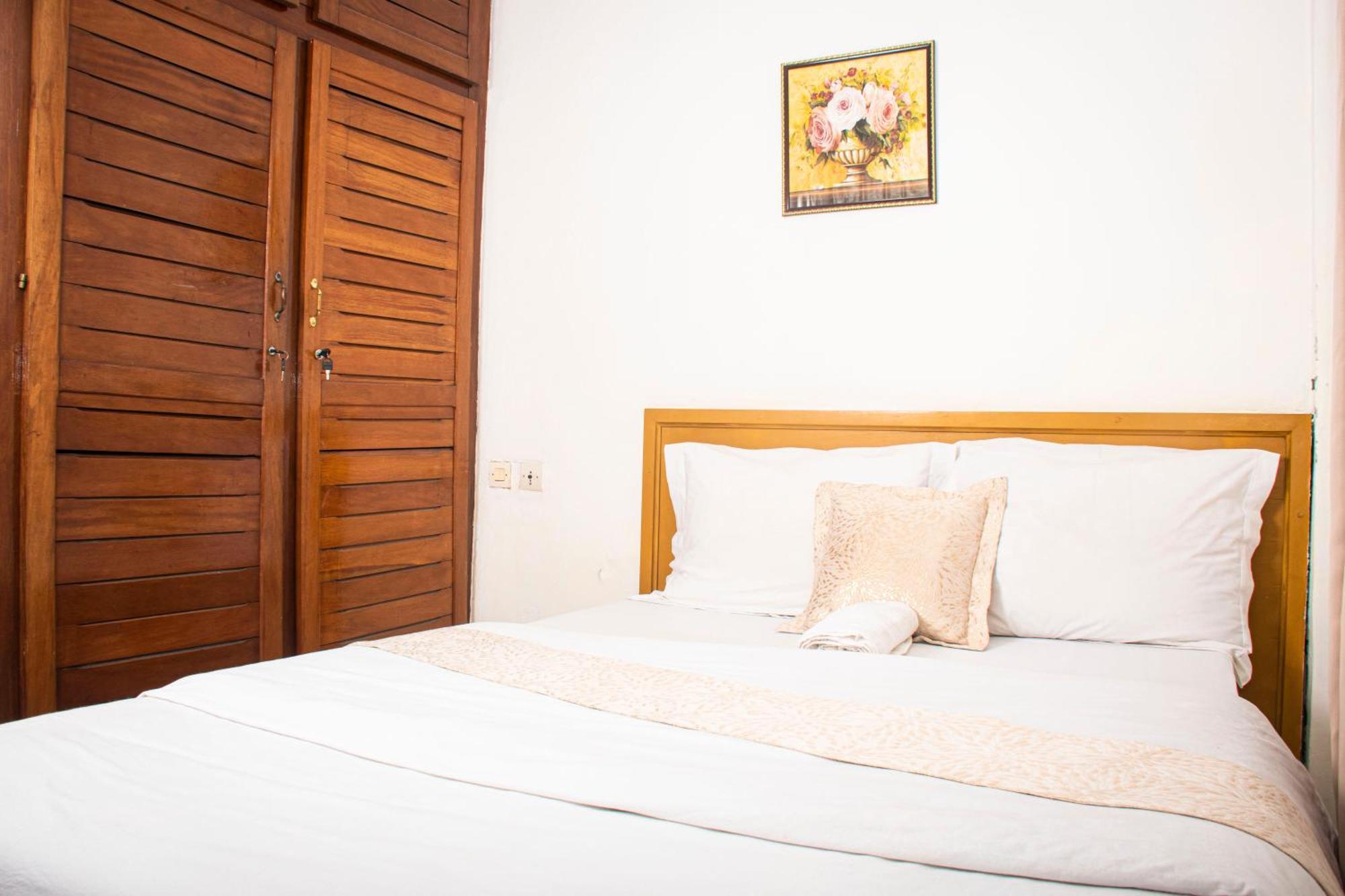 Clos D'Anthony Residence Bonanjo Douala Exterior photo